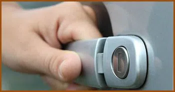 Interstate Locksmith Shop Itasca, IL 630-475-7287 Interstate Locksmith Shop Itasca, IL 630-475-7287 - 20-keys-locked-in-car